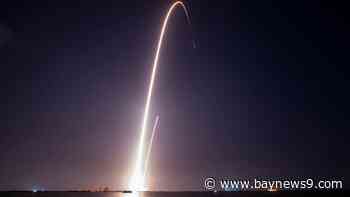 SpaceX launches Globalstar communications satellite