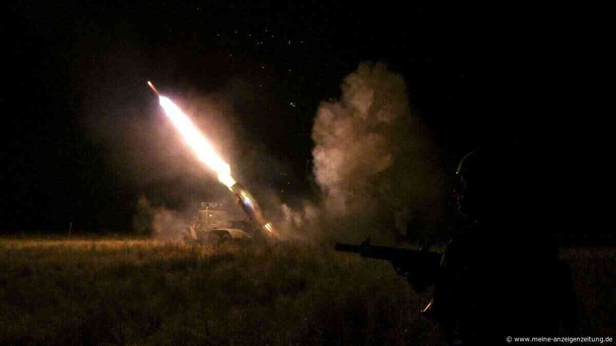 Feuer nach Angriff: Ukraine trifft russischen Rüstungsbetrieb