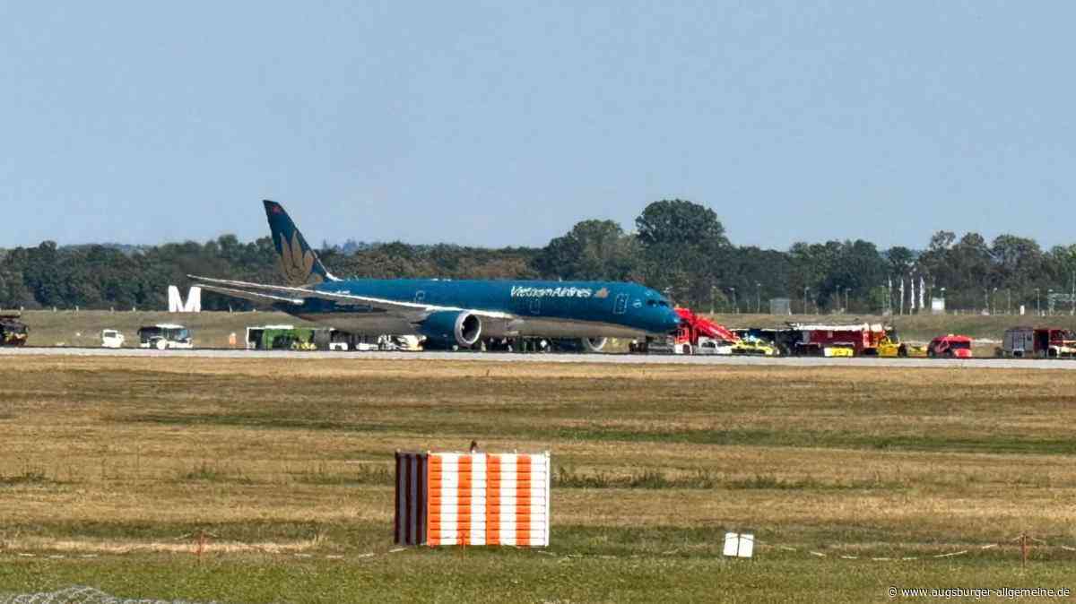 Beinahe-Katastrophe in München: Boeing hebt zu spät ab und hinterlässt Staubwolke – das sagt die Airline