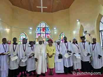 Be faithful servants, Anglican bishop tells workers