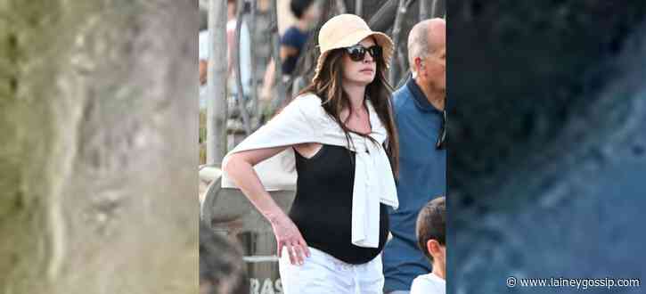 Anne Hathaway: Legendary Weekend at Disney