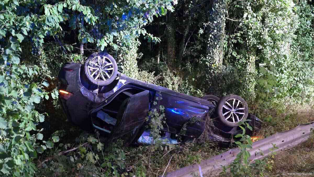 Zweiter Überschlag in 48 Stunden: Unfall in Niederbayern wird zum Déjà-vu für Rettungskräfte
