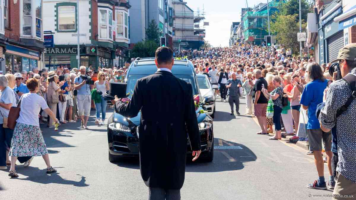 Bonnie Tyler's final return home as strangers embrace in the streets