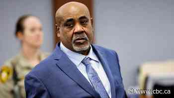 Las Vegas gang leader masterminded Tupac's drive-by killing, prosecutor tells jury