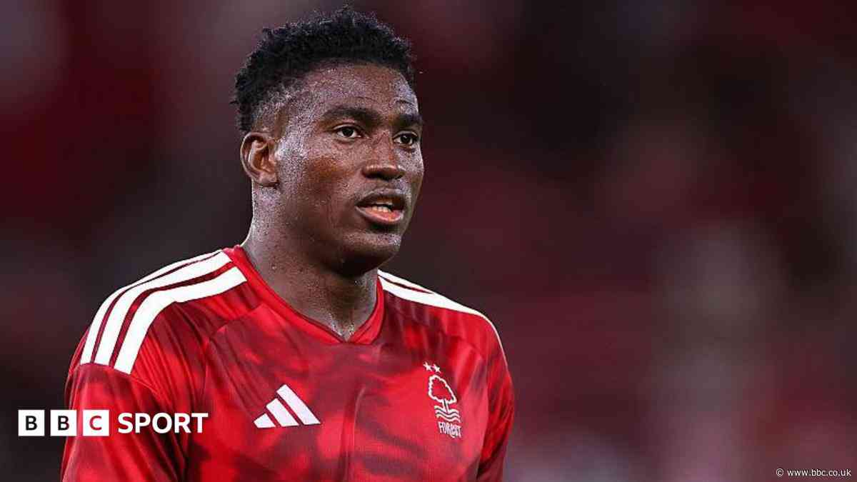 Coventry sign Forest striker Awoniyi for £9m