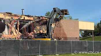 Tumbler Ridge school teardown begins as B.C. prepares to rebuild following mass shooting