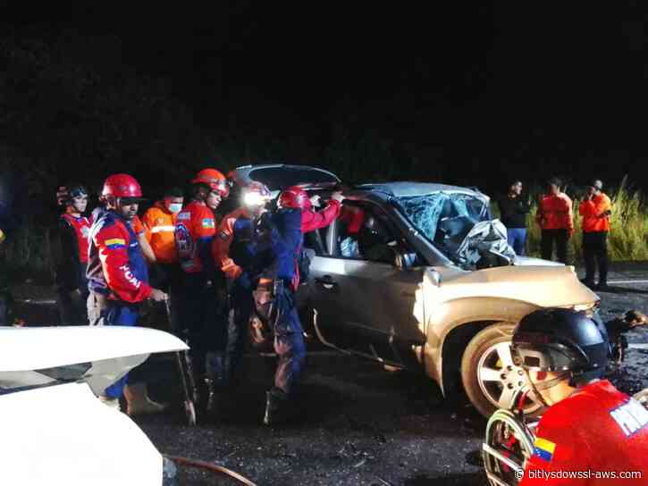 Tres miembros de una familia mueren en accidente de tránsito en la autopista José Antonio Páez en Barinas
