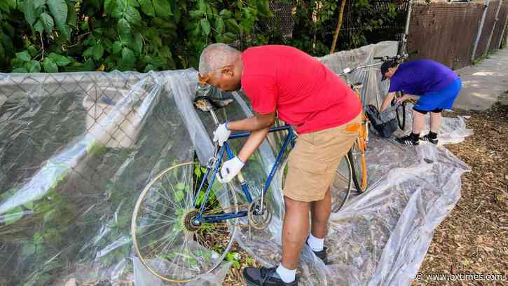 Bronx volunteers turn donated bikes into memorials for cyclists killed on NYC streets