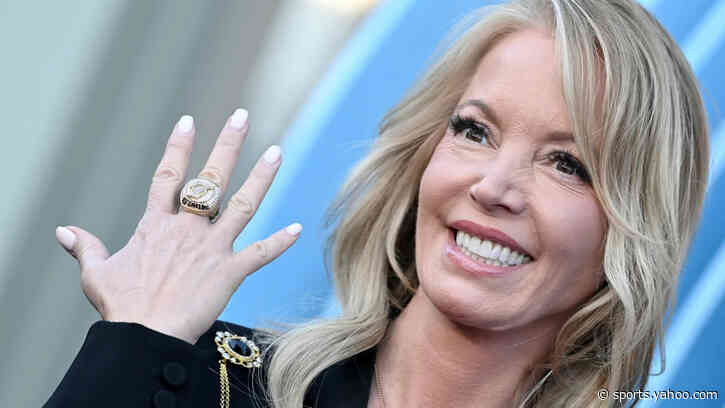 Buss family reportedly to sell remaining shares of Lakers to new owners