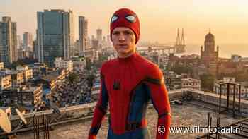 Zelfs twee dinofilms weten de kaskrakers 'Spider-Man' en 'The Odyssey' niet klein te krijgen