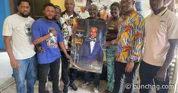 Pro boxers celebrate  Aboderin at 60