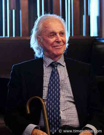 Real estate powerhouse Francesco Galesi dies at 95