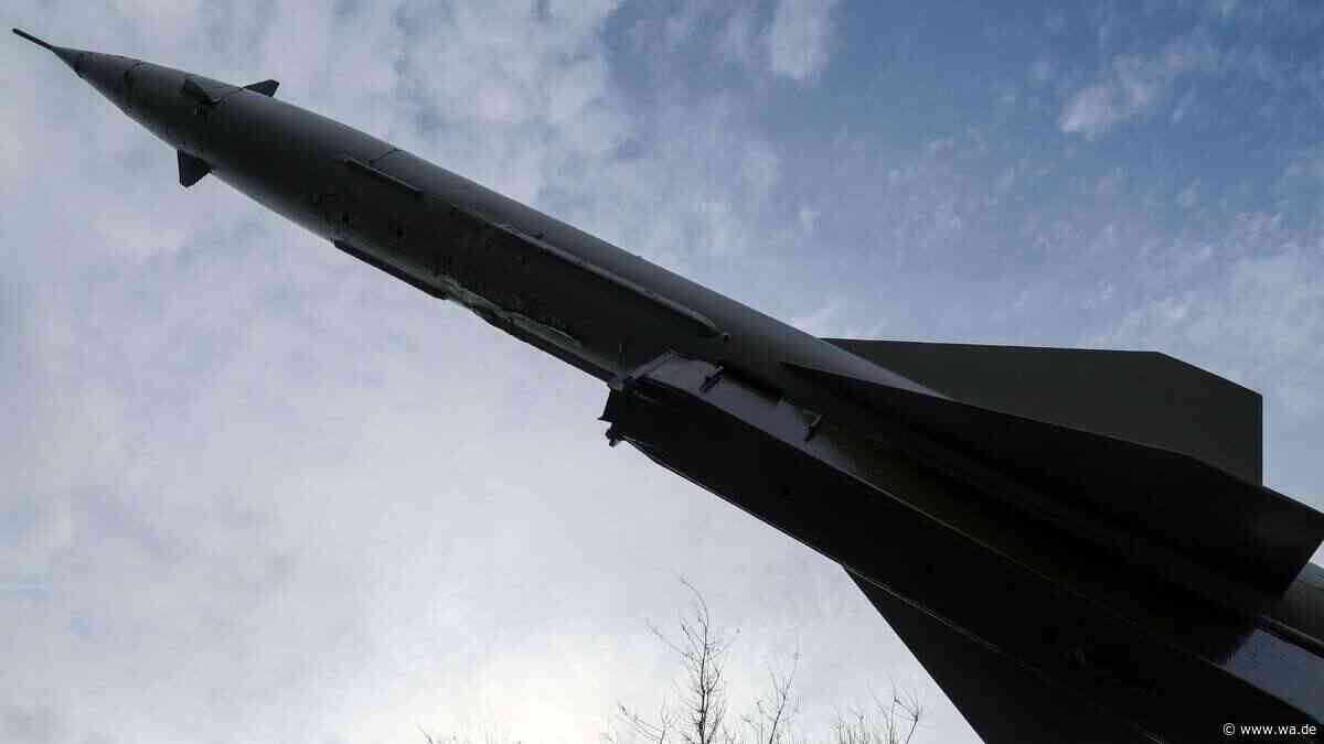 Geheime Satellitenbilder enthüllen: So baut Putin sein Drohnen-Netz gegen die NATO aus