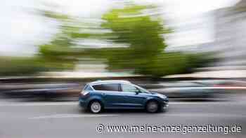 Gebrauchtwagen: Bunt kostet, Braun und Silber sind günstiger