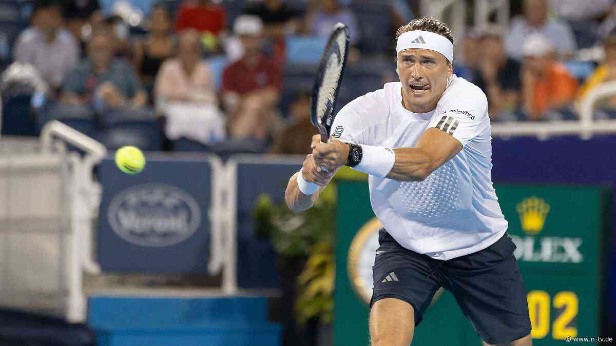 "Sorry für den Treffer": Zverev siegt knapp und muss sich für Abschuss entschuldigen