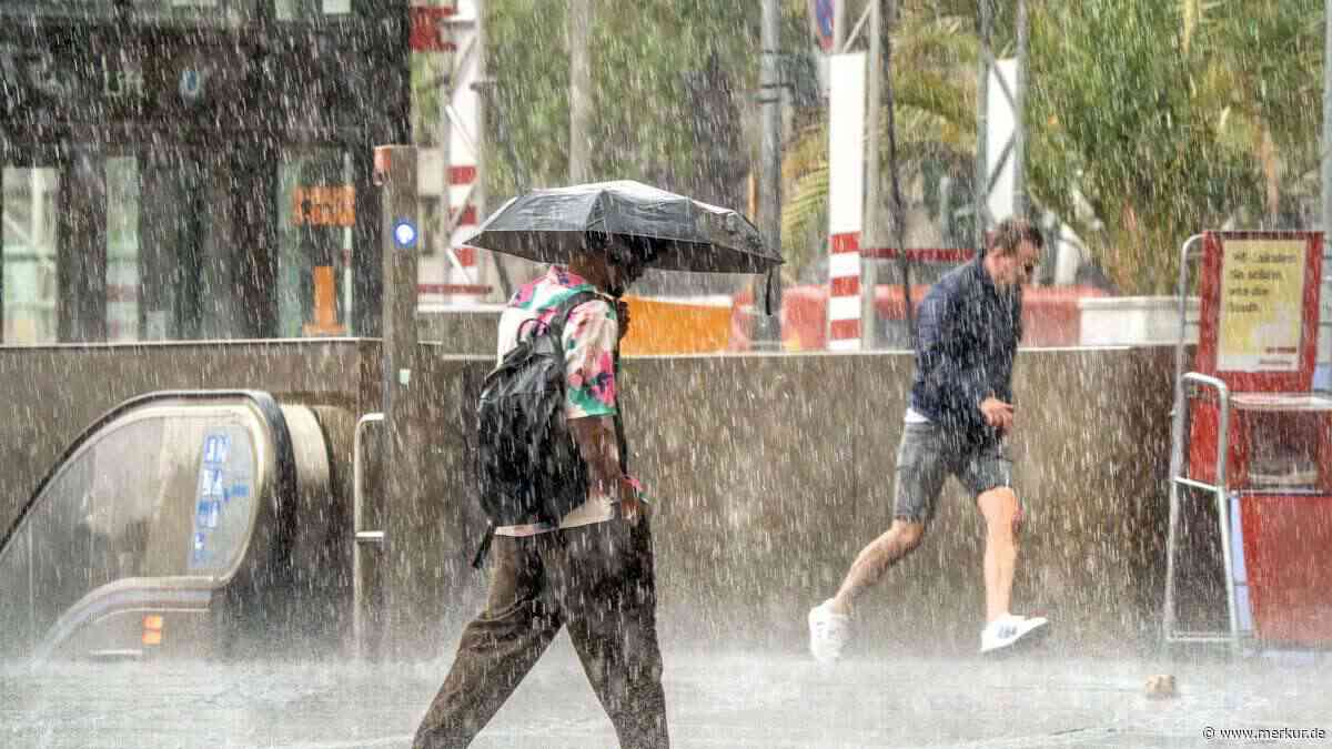 Regenschirm und Pullover: Nach Hitzewelle folgt Temperatursturz in Bayern