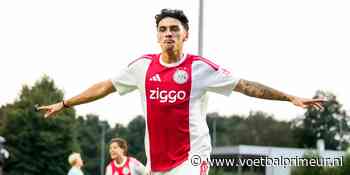 Ajax-fans kijken ogen uit bij duel van beloften: 'Hij is nu al beter dan Dolberg'