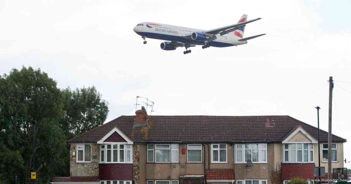 Sadiq Khan issues Heathrow expansion warning with stark '22million' prediction