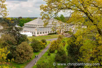 Giles Fraser mixes God and gardening at Kew Gardens