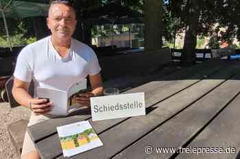 Im Biergarten schweigen die Waffen: Friedensrichter von Lichtentanne erklärt sein Erfolgsrezept