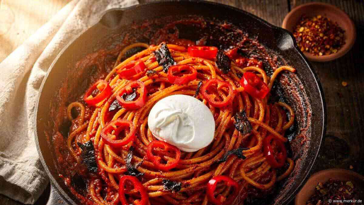 Spaghetti all'Assassina: So gelingt dir die scharf angeröstete Pasta aus Süditalien