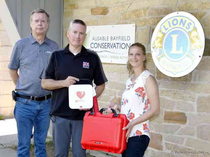 Defibrillator donations honour fallen soldiers