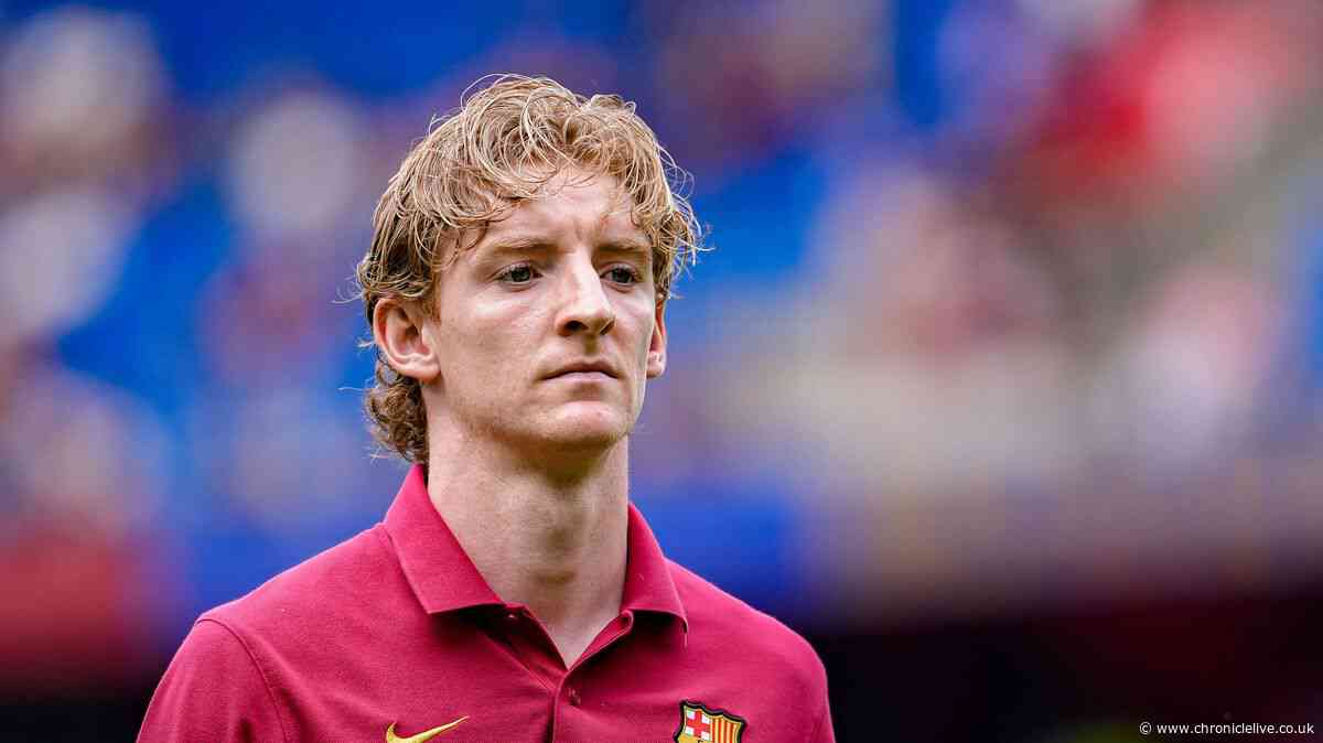 Anthony Gordon speaks out on Barcelona debut as winger left out of latest shirt update