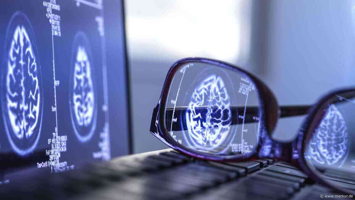 Gesichtsmassage gegen Demenz? Neue Entdeckung gibt Forschenden Hoffnung