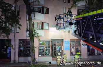 FW Konstanz: Brand im Eingangsbereich eines Wohn- und Geschäftsgebäudes