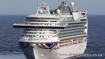 P&O Cruises passengers eating on board told of 'payment' dining rule