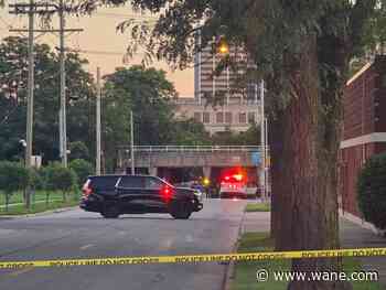 Police investigation shuts down road south of downtown Fort Wayne