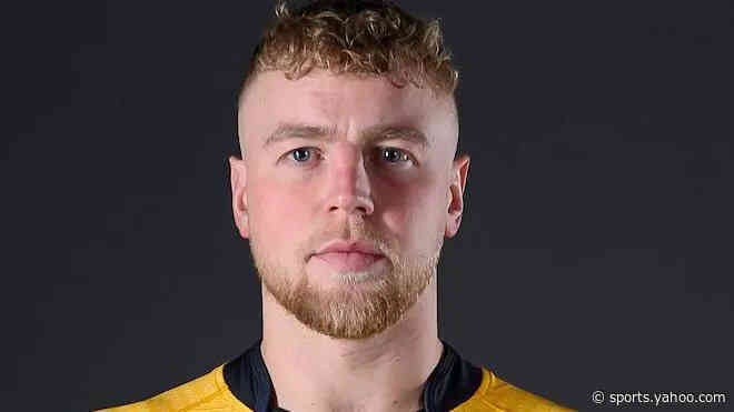 Forward Ashworth joins Leigh from Castleford