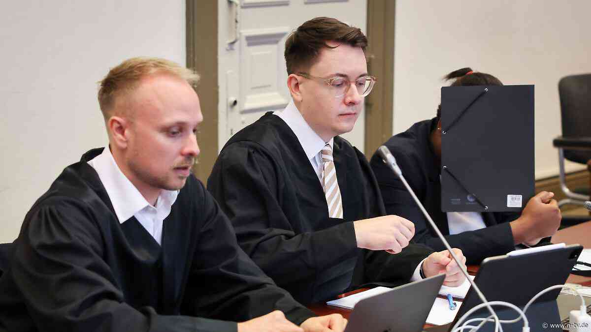 Berichtet von Tötungsfantasien: Frau gesteht tödlichen Messerangriff auf Ex-Freund