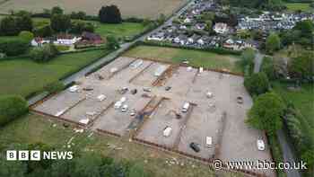 Tories vow to change law to stop unauthorised traveller sites