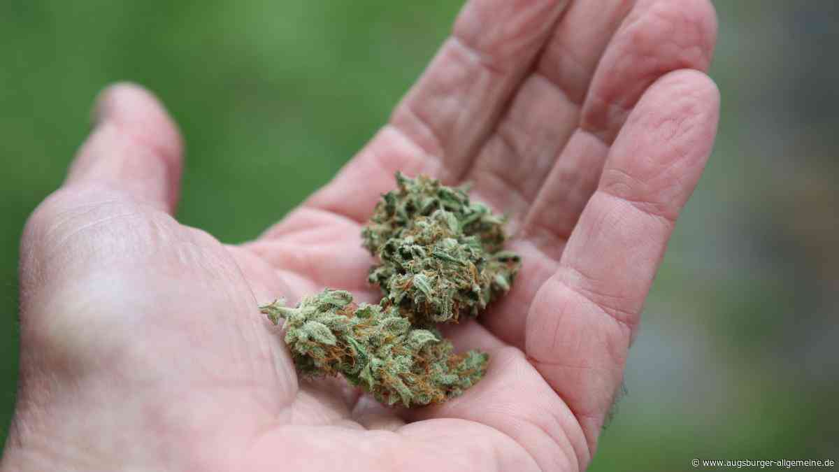 Polizei ertappt 23-Jährigen beim Drogenhandel im Kobelgraben in Ulm