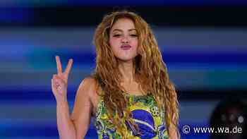 Shakira besucht Kolumbien nach dem Erdbeben: „Ich werde zehn Schulen wiederaufbauen“