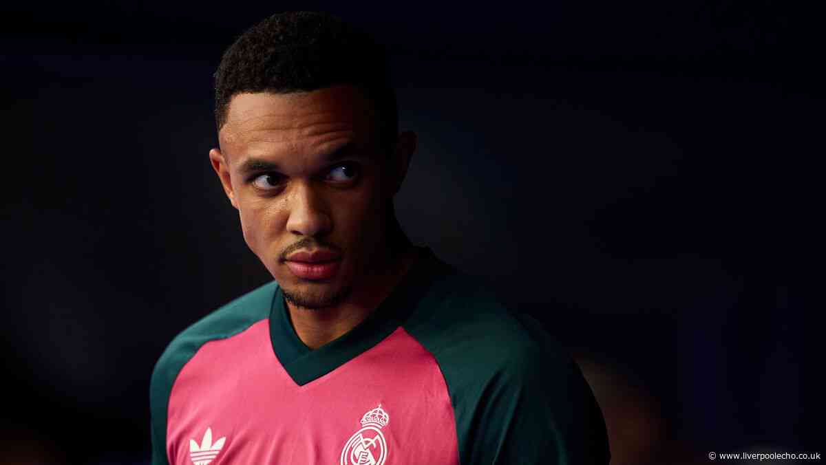 Trent Alexander-Arnold sent clear message as Jose Mourinho decides his four 'untouchables'