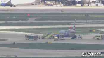 American Airlines plane blows 2 tires during landing at O'Hare