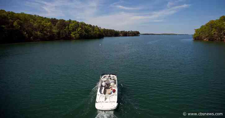 Buford man drowns in Lake Lanier after falling off boat while trying to get hat, officials say
