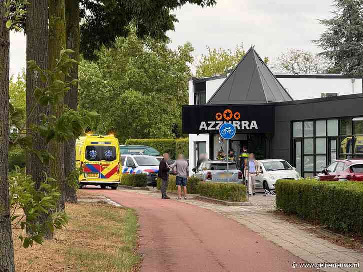 Overleden persoon aangetroffen bij parenclub, politie doet onderzoek