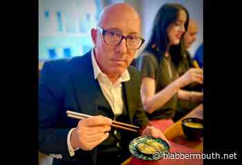 MAYNARD JAMES KEENAN Opens Queen B Sushi In Old Town Cottonwood, Arizona