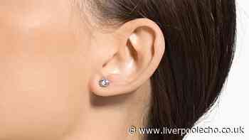 'Add shine' to your look with 'elegant' £49 Swarovski stud earrings