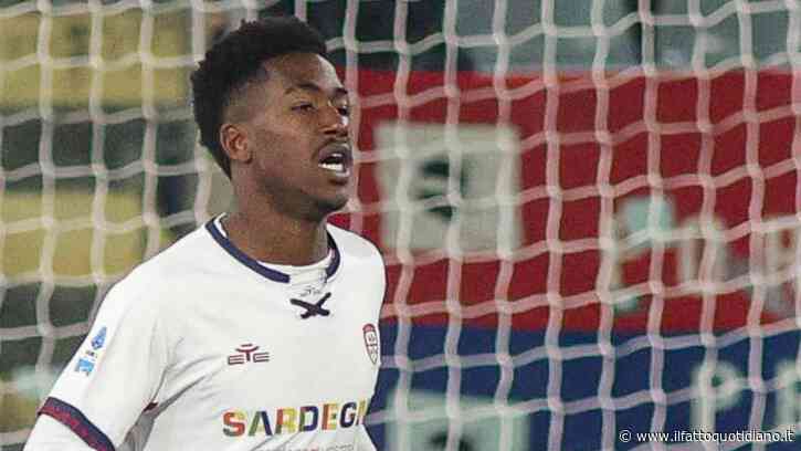 Yael Trepy si è risvegliato dal coma, il calciatore del Cagliari è stato estubato: “Vigile e collaborante”