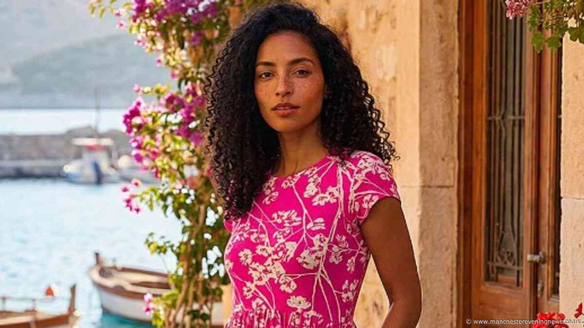 Roman's 'wear anywhere' £30 dress is 'pretty and practical' at the same time