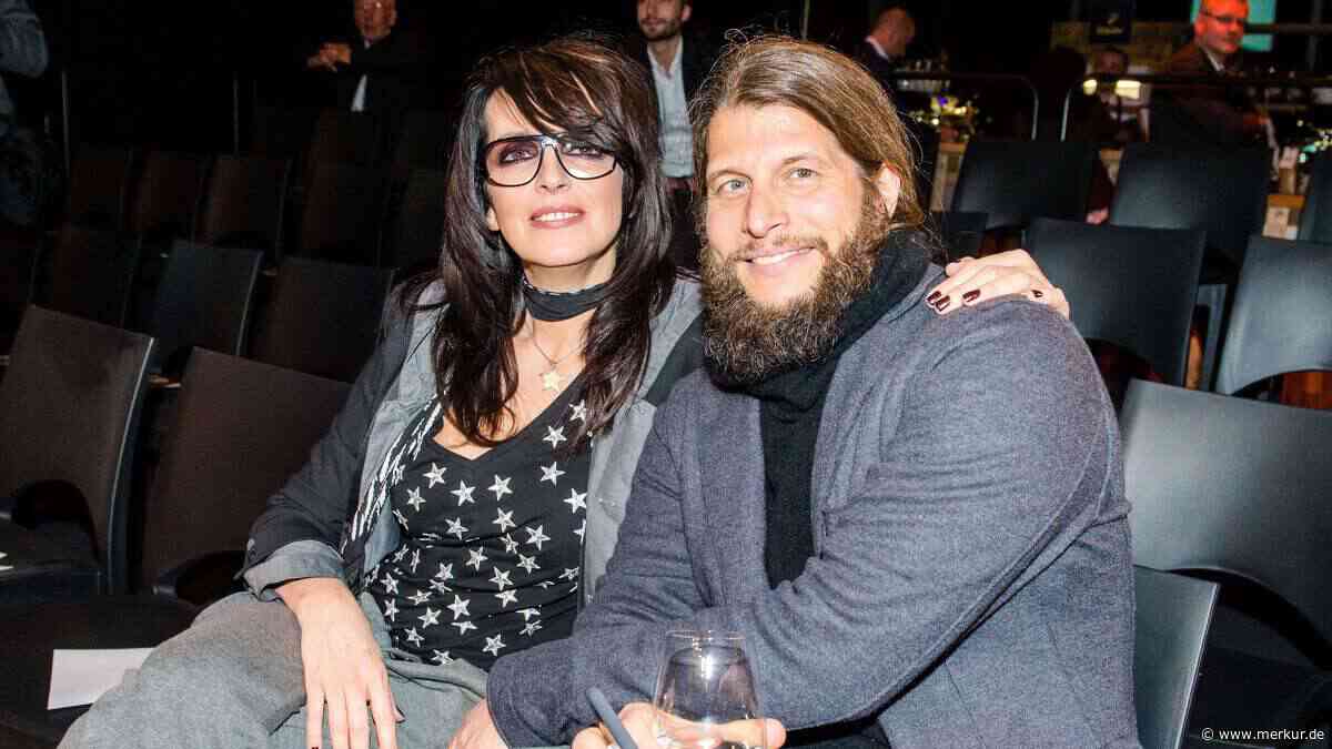 Seltene Einblicke: Nena feiert Partner Philipp Palm mit romantischen Turtelfotos – „Wir gehören zusammen“