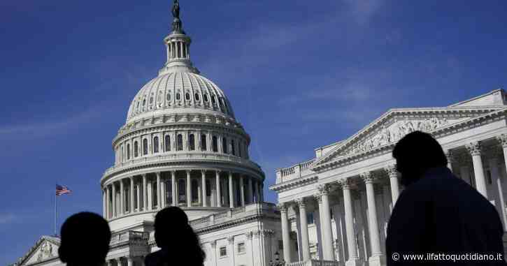 Rendimenti dei titoli di Stato Usa trentennali ai massimi dal 2002 dopo il balzo del deficit. Su anche i Bund tedeschi
