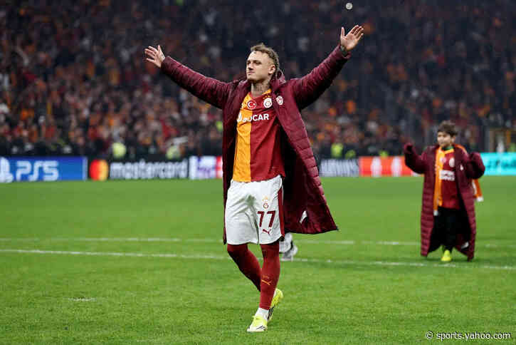 Ajax and Galatasaray join queue for Napoli outcast Lang