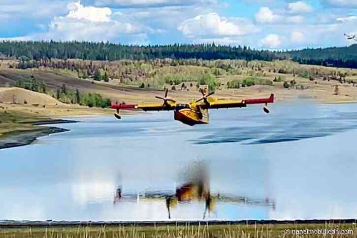 Postal service resumes in Clinton as Pear Lake fire holds at 160,315 hectares