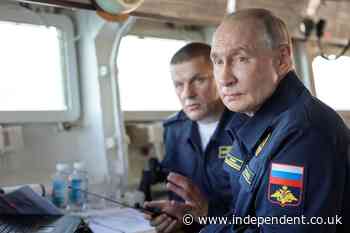 Ukraine-Russia war latest: Russians ‘withdraw billions’ from banks amid fears Putin could seize money