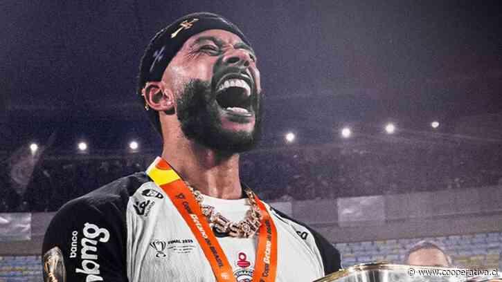Corinthians dio marcha atrás y renovó a Memphis Depay hasta 2028